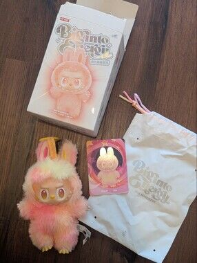 Labubu Big Into Energy Loyalty-pink